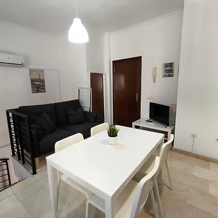 Cosy Duplex Flat In The Heart Of Apartment *